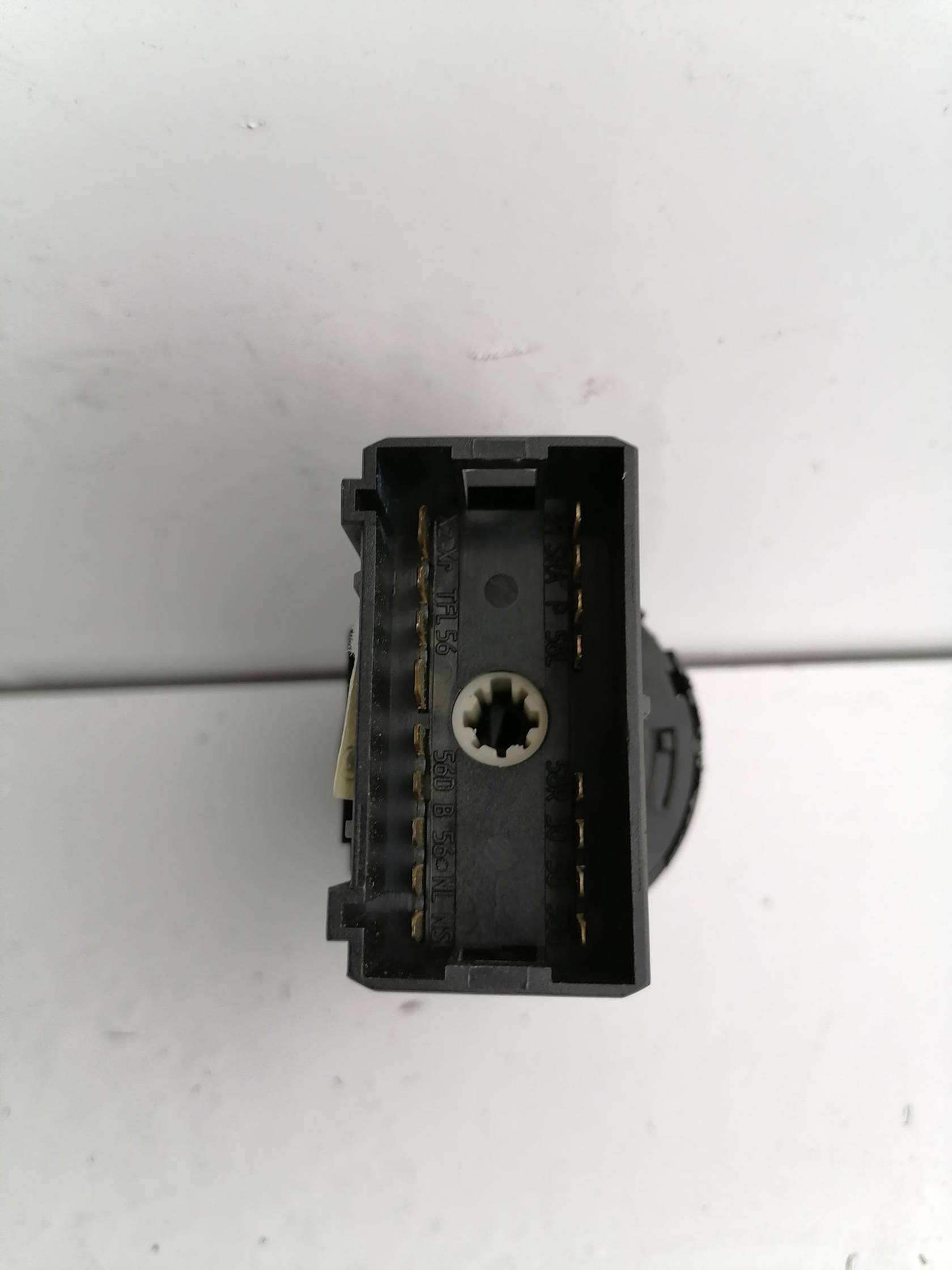 Interruttore blocco comando luci